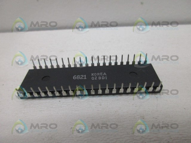 MOTOROLA MC68B21P INTERFACE ADAPTER *NEW NO BOX*