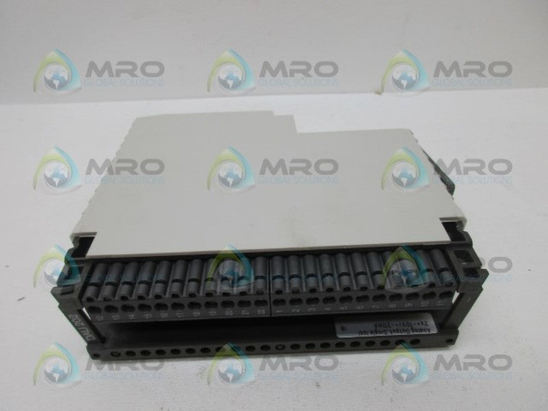 SCHNEIDER AUTOMATION DAU202/AS-BDAU-202 OUTPUT MODULE *NEW NO BOX*