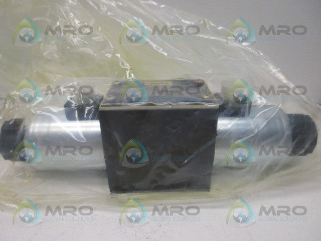 PARKER D3W4CNJWF SOLENOID VALVE *NEW IN BOX*