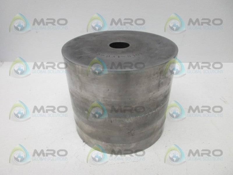 INDUSTRIAL MRO 95-031-B102 COUPLING *USED*