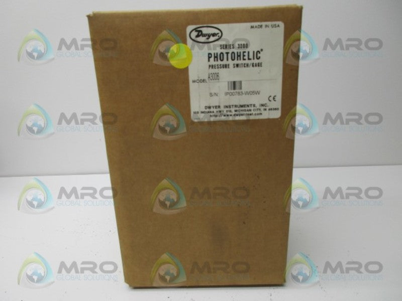 DWYER A3006 PRESSURE SWITCH/GAUGE *FACTORY SEALED*