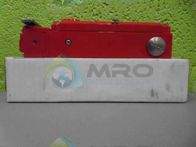 ALLEN BRADLEY 440G-MT47037 ACUATOR *NEW IN BOX*