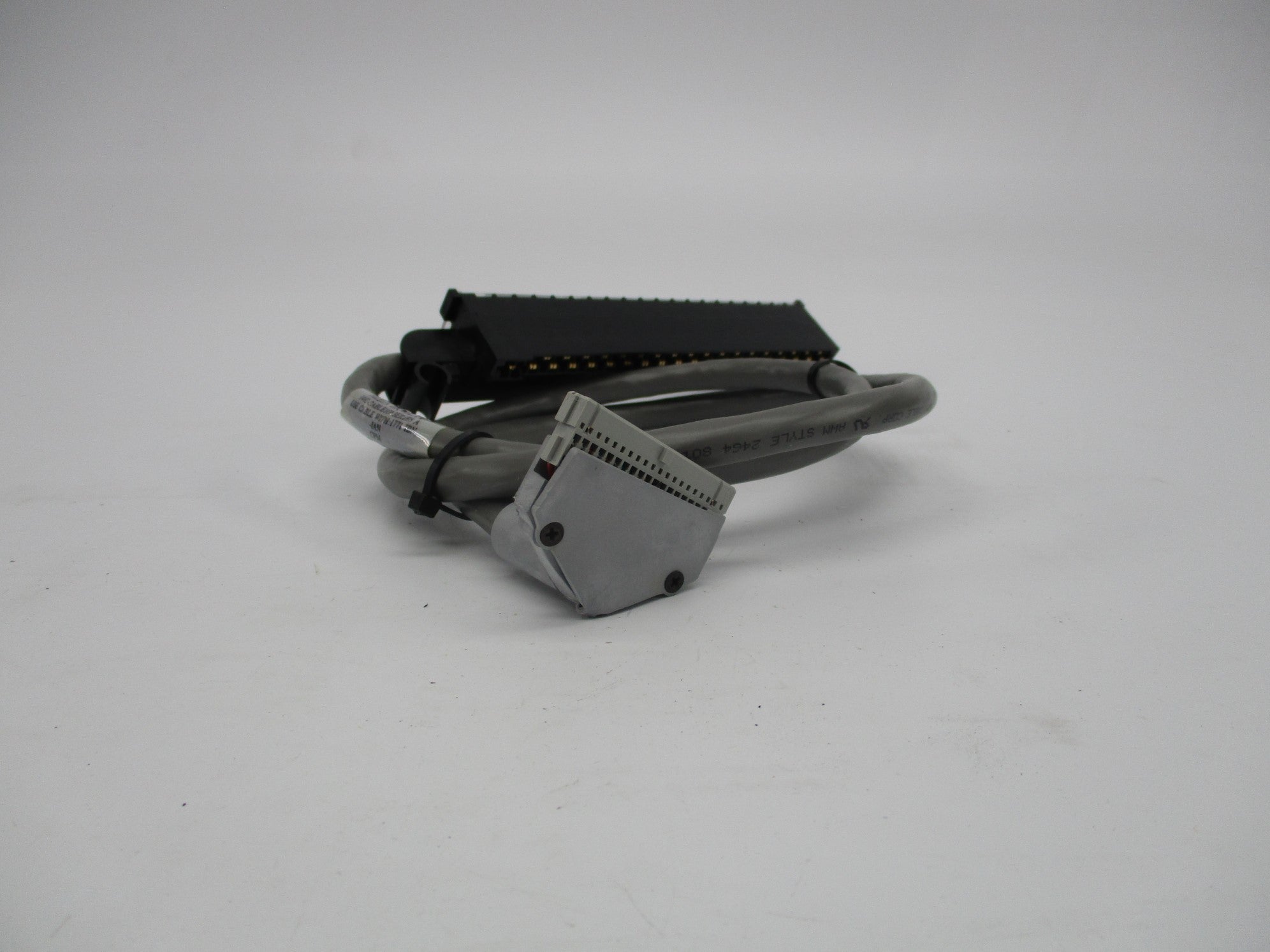 ALLEN BRADLEY 1492-CABLE10J SER.A NSMP