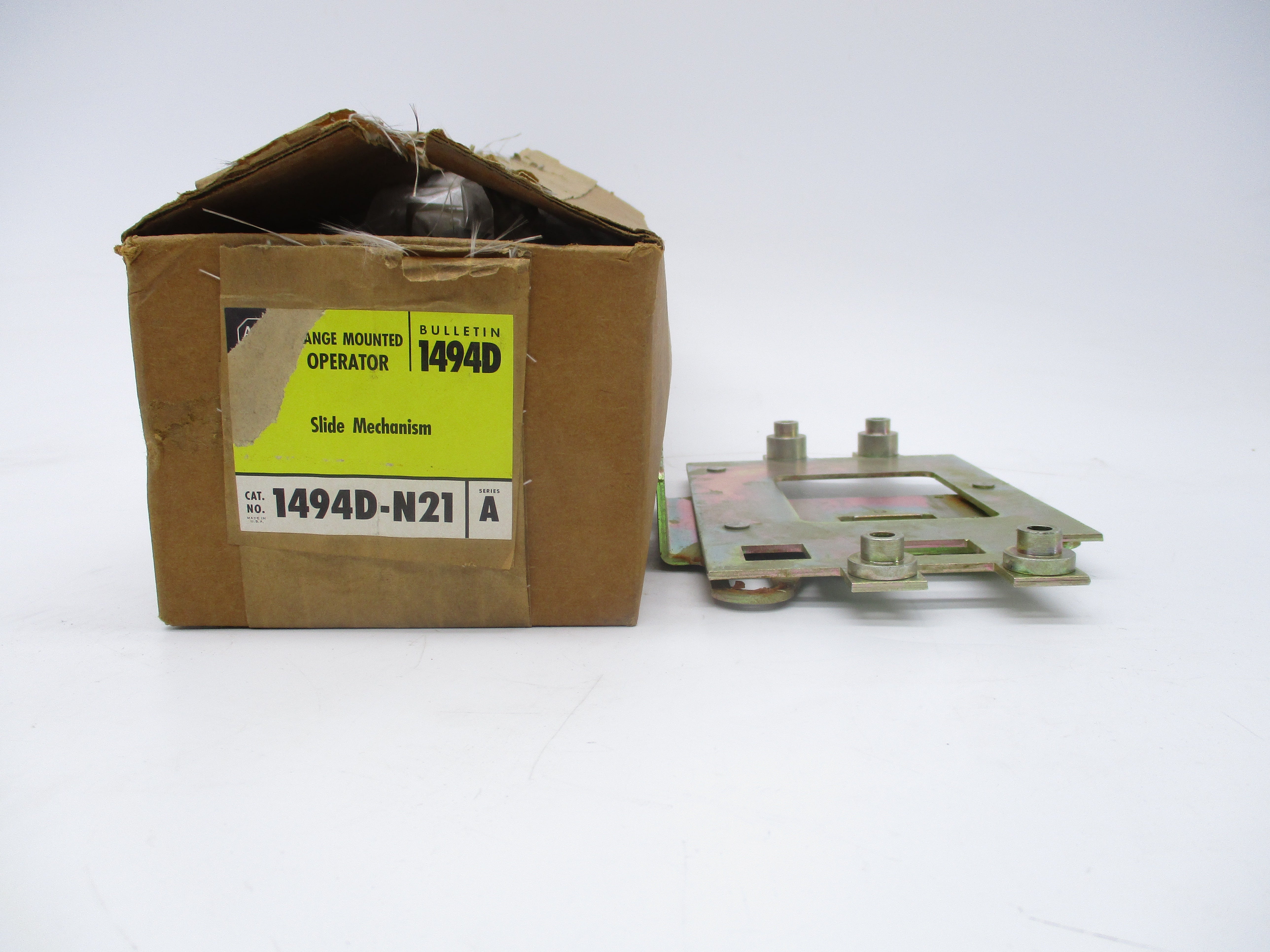 ALLEN BRADLEY 1494D-N21 SER. A (BR/YL) NSMP
