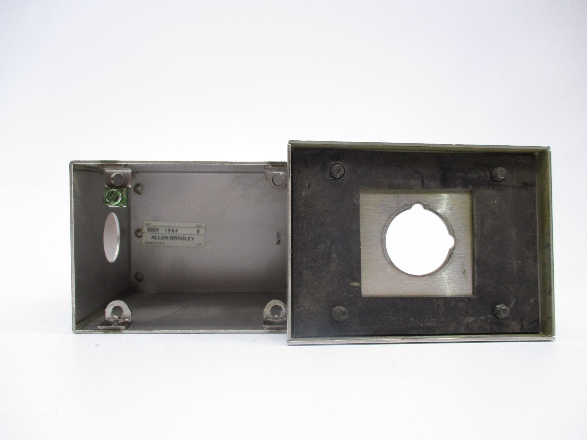 INDUSTRIAL SPARE PART 800H-1HA4 SER. R (AS PICTURED) (BR/WH) NSMP