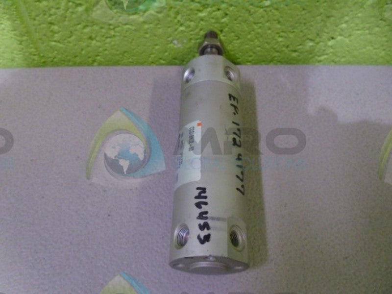SMC CDG1BN32-50 CYLINDER *NEW NO BOX*