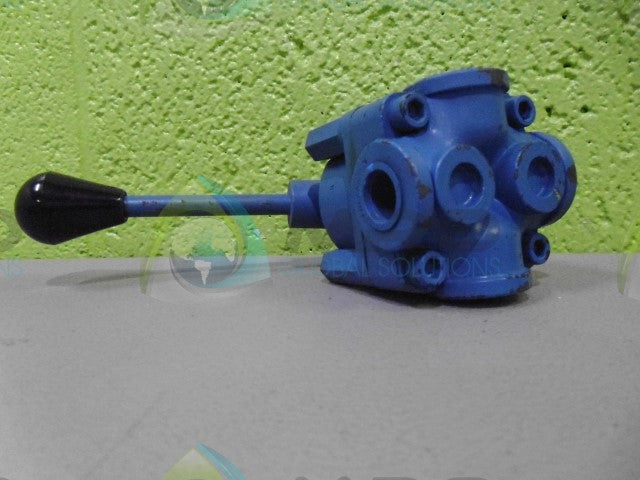 REPUBLIC 8741 DIRECTIONAL VALVE *NEW NO BOX*