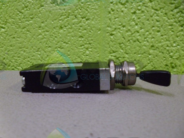 PARKER 414811000 VALVE *NEW NO BOX*