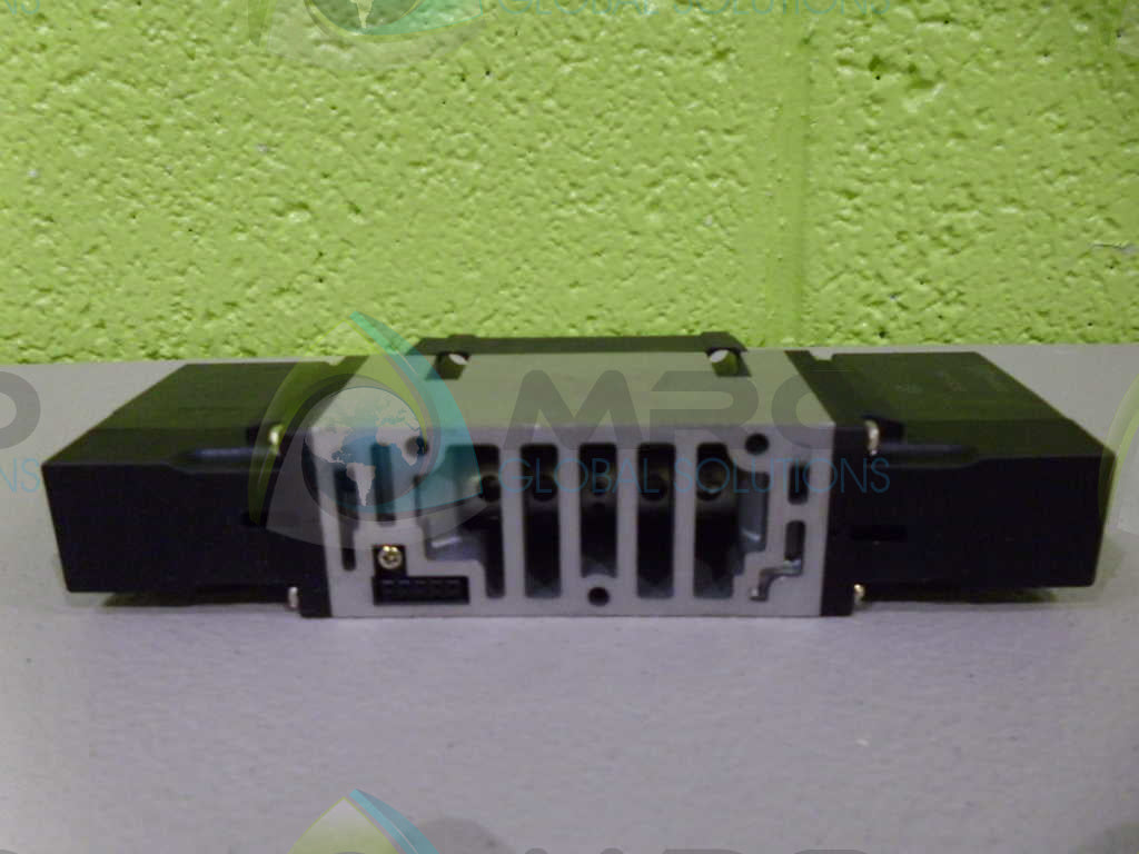 SMC NVFS3200-5FZ VALVE *NEW NO BOX*