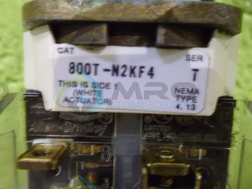 ALLEN BRADLEY 800T-N2KF4 SELECTOR SWITCH *USED*