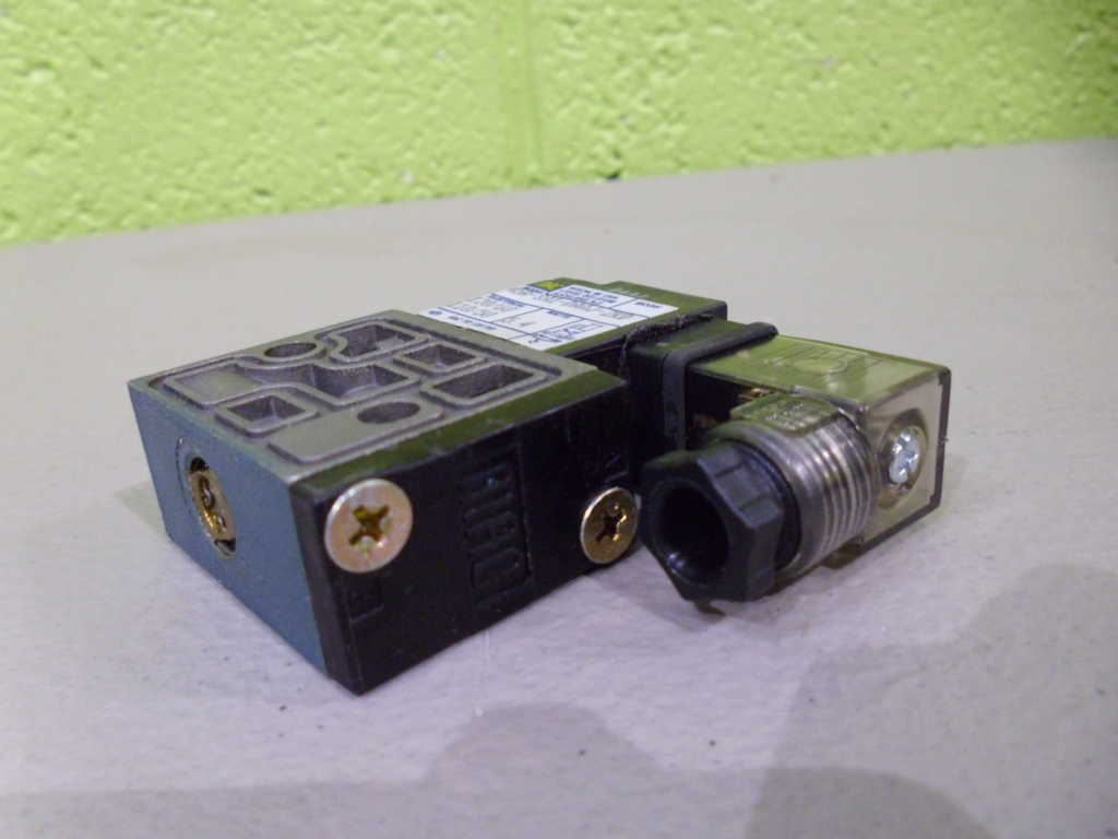 MAC 45A-SA1-DAAJ-2KD VALVE *NEW NO BOX*