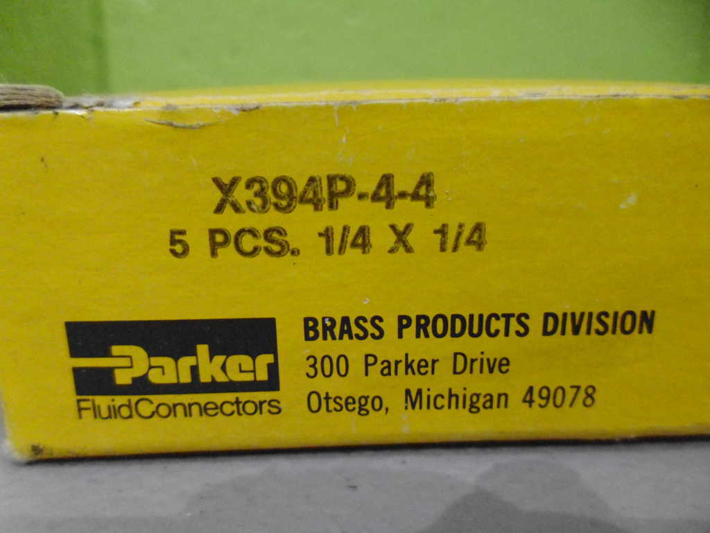 LOT OF 20 PARKER X394P-4-4 *NEW IN BOX*