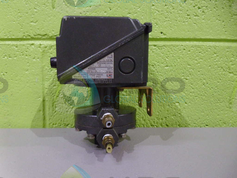 UNITED ELECTRIC H300K-8230 PRESSURE CONTROL *USED*