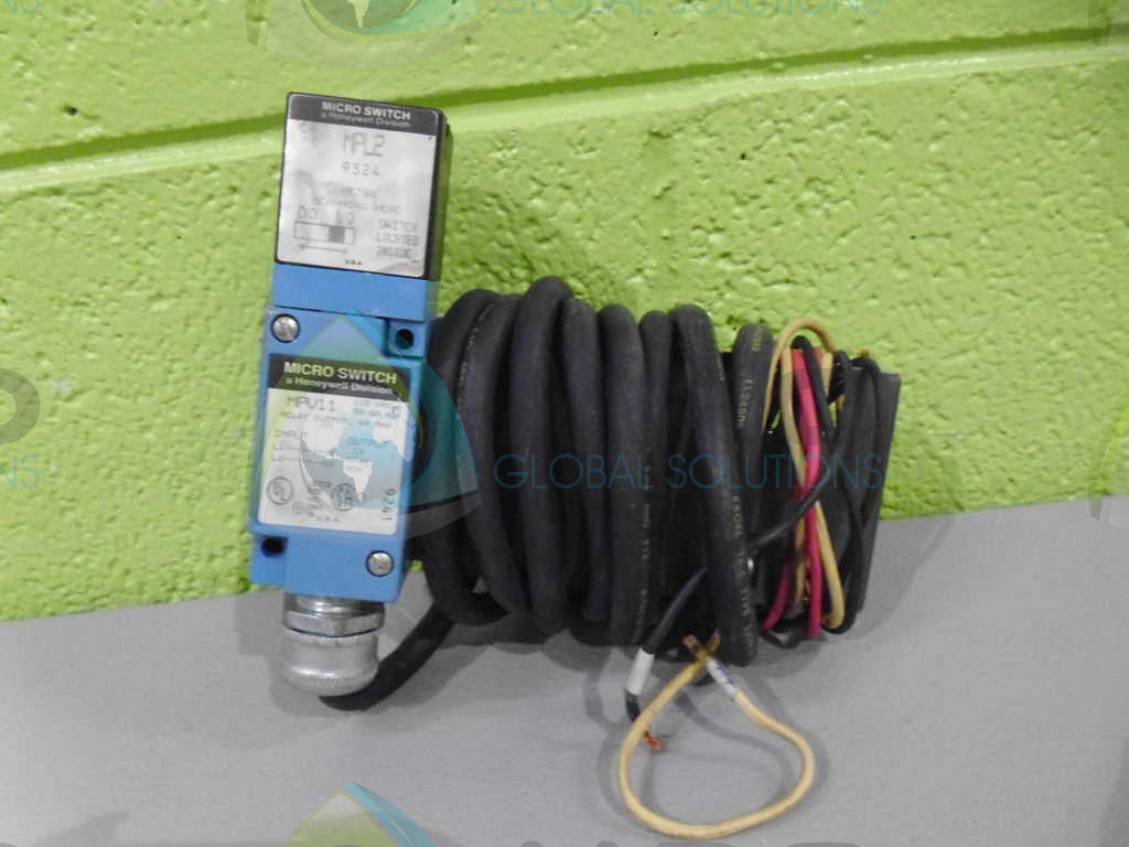 HONEYWELL MPV11 MICROSWITCH W/ MPL2 *USED*