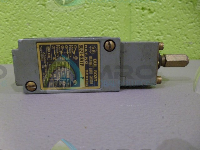 ALLEN BRADLEY 802T-BATP LIMIT SWITCH *USED*