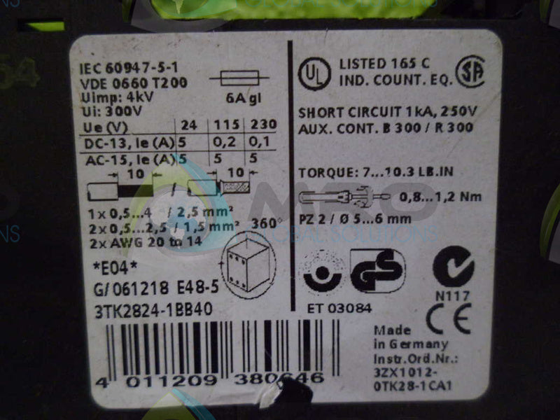 SIEMENS 3TK2824-1BB40 SAFETY RELAY *USED*