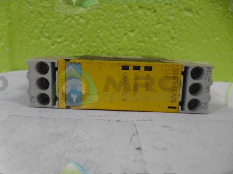 SIEMENS 3TK2824-1BB40 SAFETY RELAY *USED*