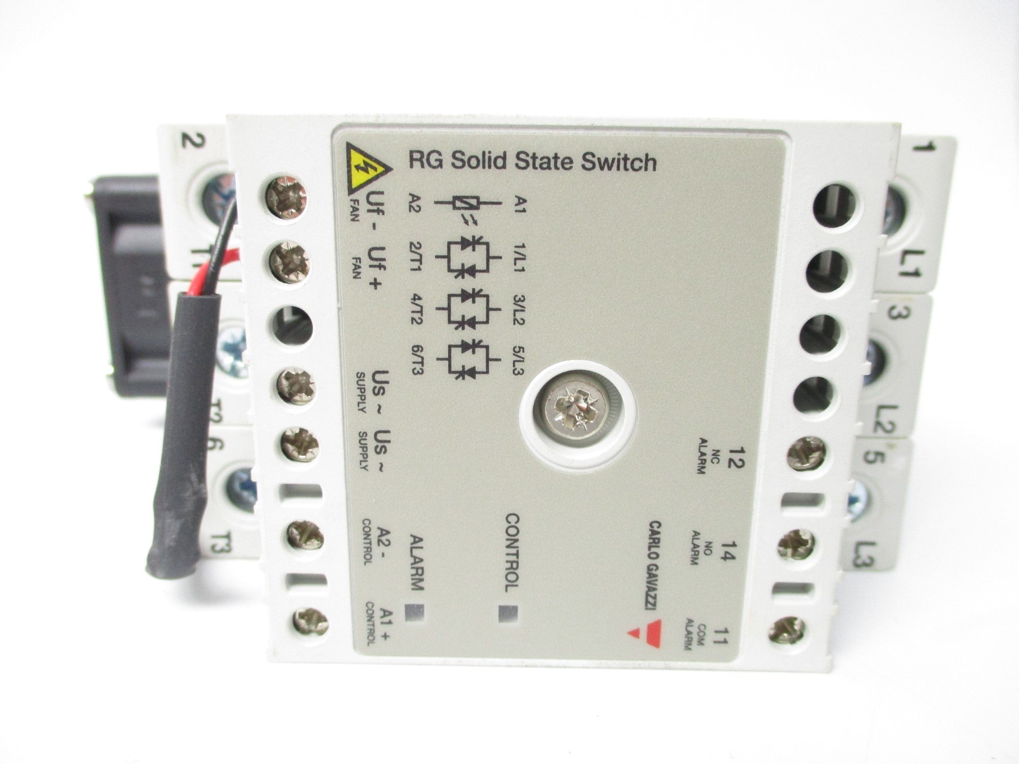 CARLO GAVOZZI RGC3A60A40GGEAF 2A 250VAC NSMP