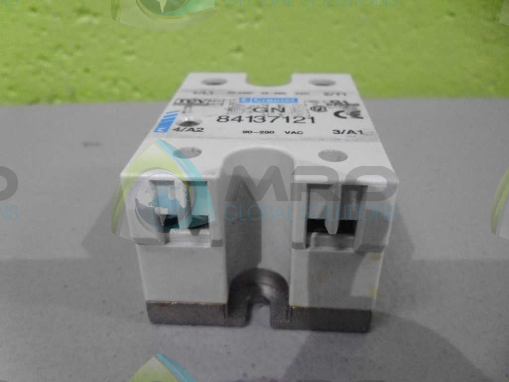 CROUZET 84137121 RELAY *USED*