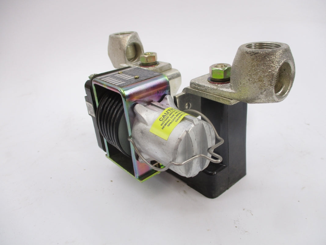 ALLEN BRADLEY 810-A25A SER. B 216A (BR/WH) NSMP