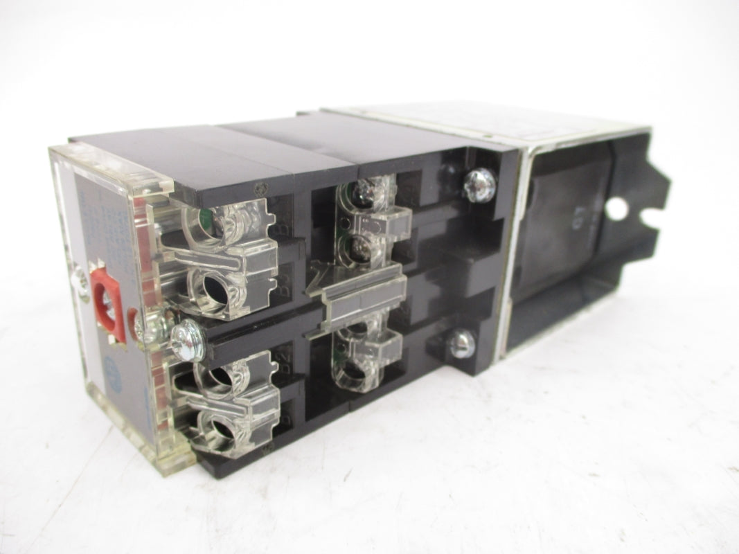 ALLEN BRADLEY 700DC-P600Z90 SER. D 90VDC 5A (BR/WH) NSMP