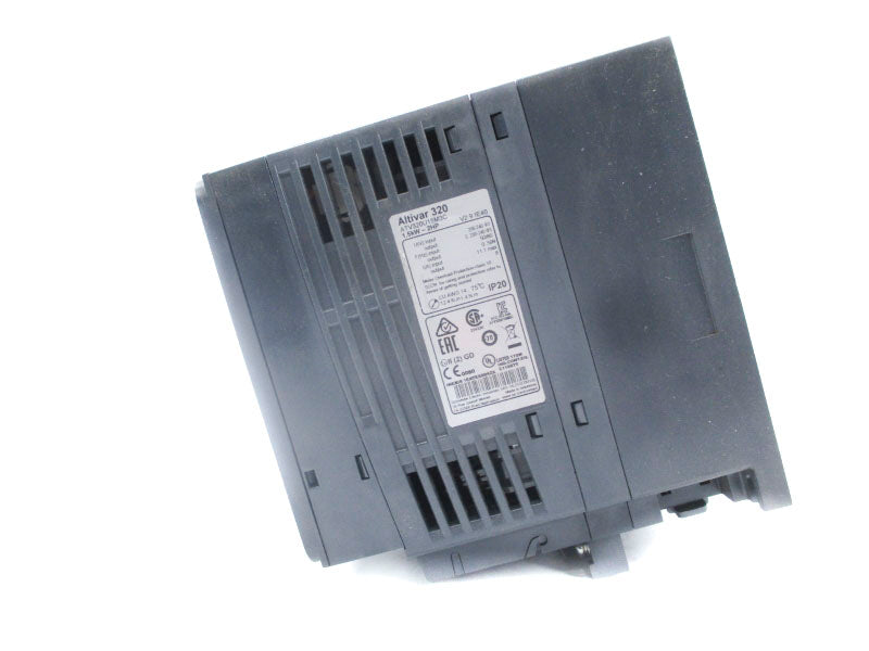 SCHNEIDER ELECTRIC ATV320U15M3C 200-240V 11.1A NSNP