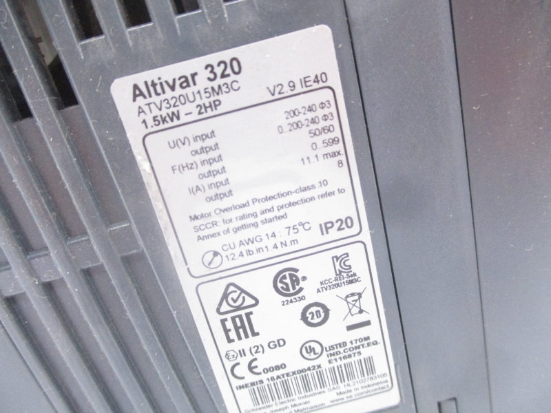 SCHNEIDER ELECTRIC ATV320U15M3C 200-240V 11.1A NSNP