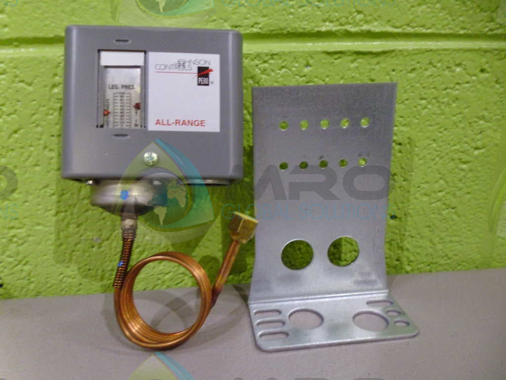 JOHNSON P72AA-1C PRESSURE CONTROL *NEW IN BOX*