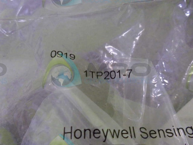 HONEYWELL 1TP201-7 TOGGLE SWITCH *NEW IN FACTORY BAG*