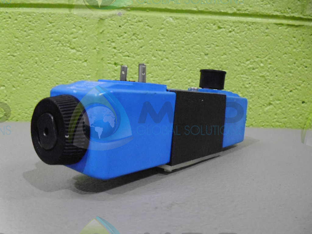 VICKERS DG4V-3S-OC-M-U-H5-60 VALVE *NEW NO BOX*