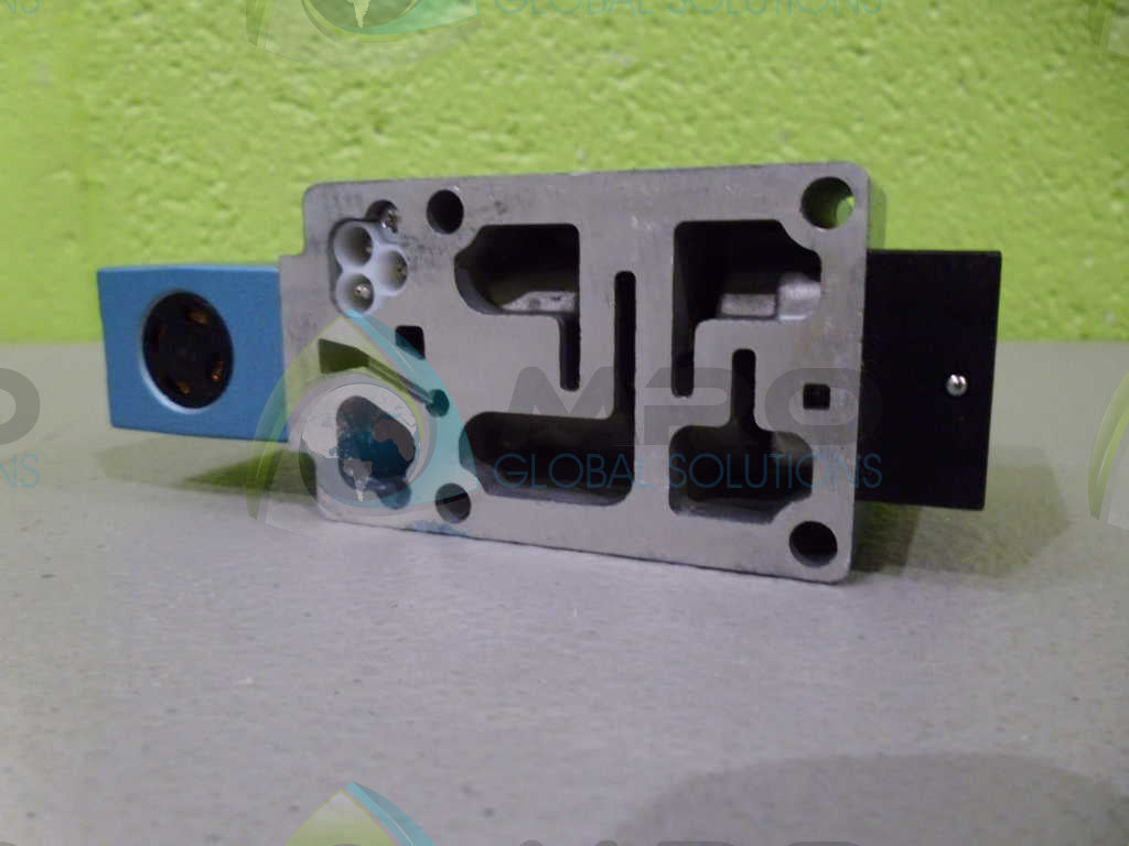 MAC 6211C-000-PM-501DA VALVE *NEW NO BOX*