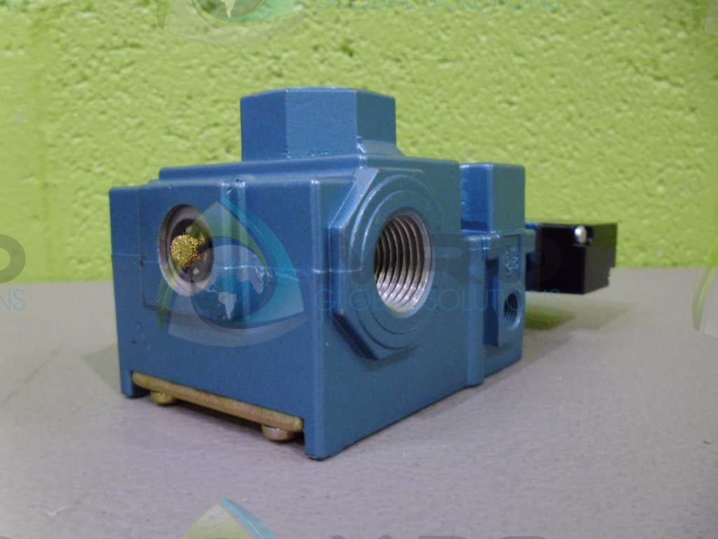 MAC 56C-33-501HA VALVE *NEW NO BOX*