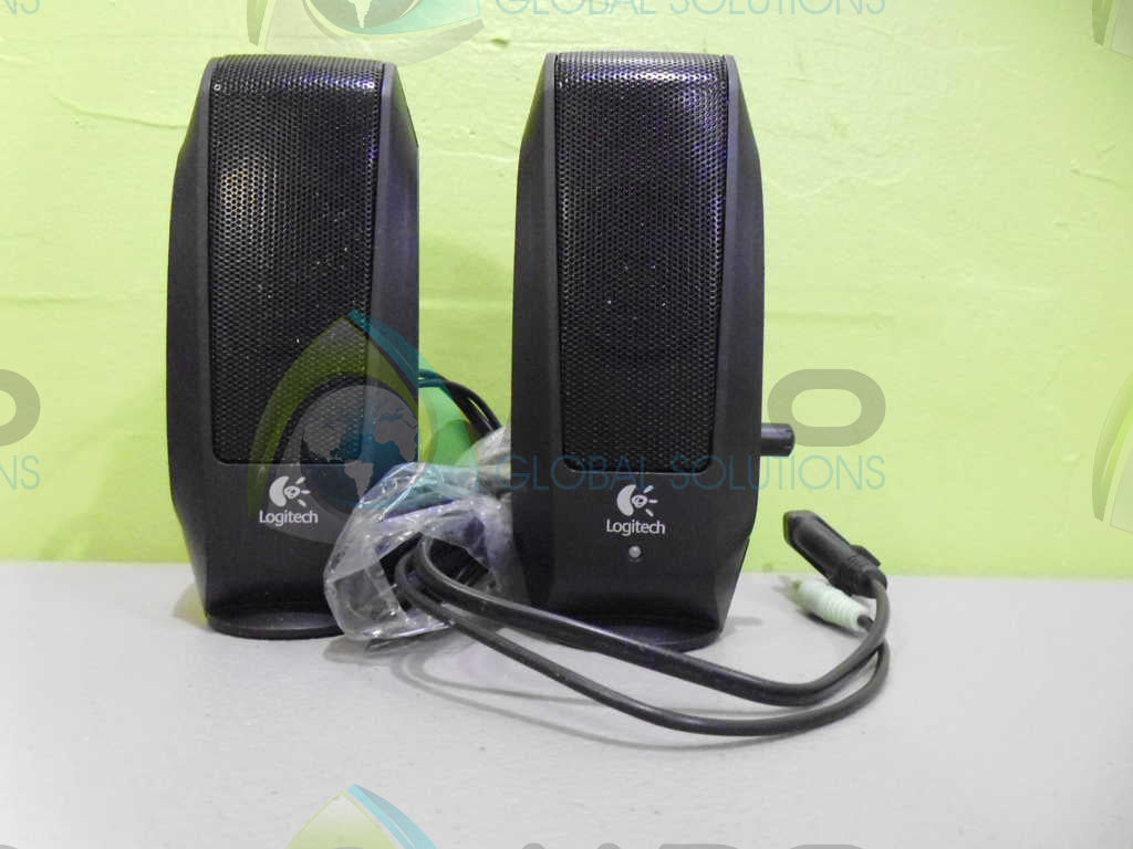 LOGITECH A404178 PAIR OF SPEAKER *NEW IN BOX*