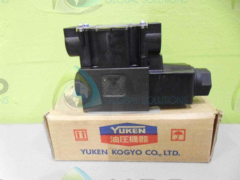YUKEN DSG-01-2B2-A100-70 VALVE *NEW IN BOX*