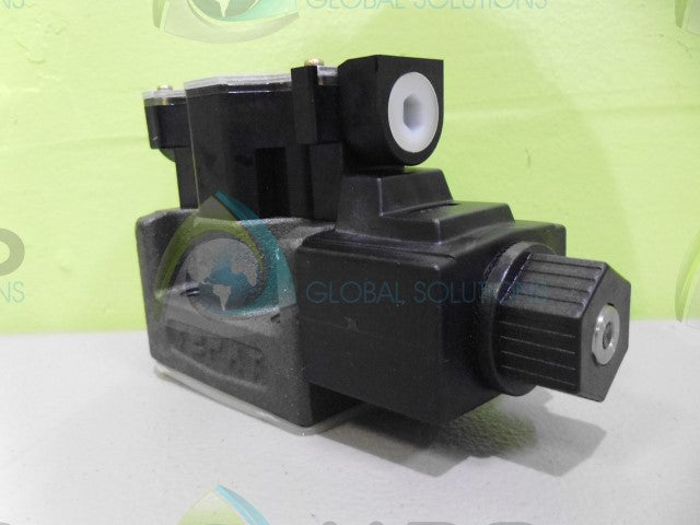 YUKEN DSG-03-2B2-A100-50125 VALVE *NEW IN BOX*