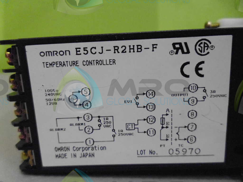 OMRON E5CSV-R1T-F TEMPERATURE CONTROLLER *NEW NO BOX*