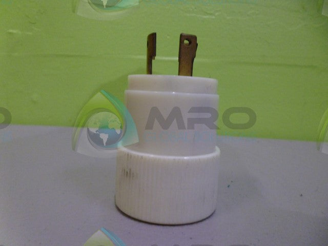 HUBBELL LII-30 CONNECTOR PLUG *USED*