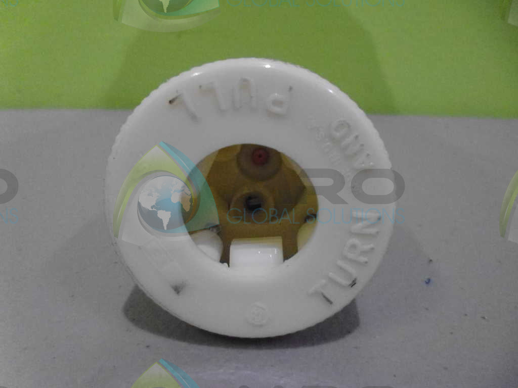 HUBBELL LII-30 CONNECTOR PLUG *USED*