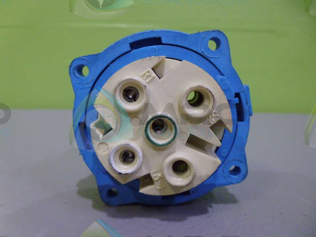 RUSSELLSTOLL 2MP107 DISCONNECT SWITCH *USED*