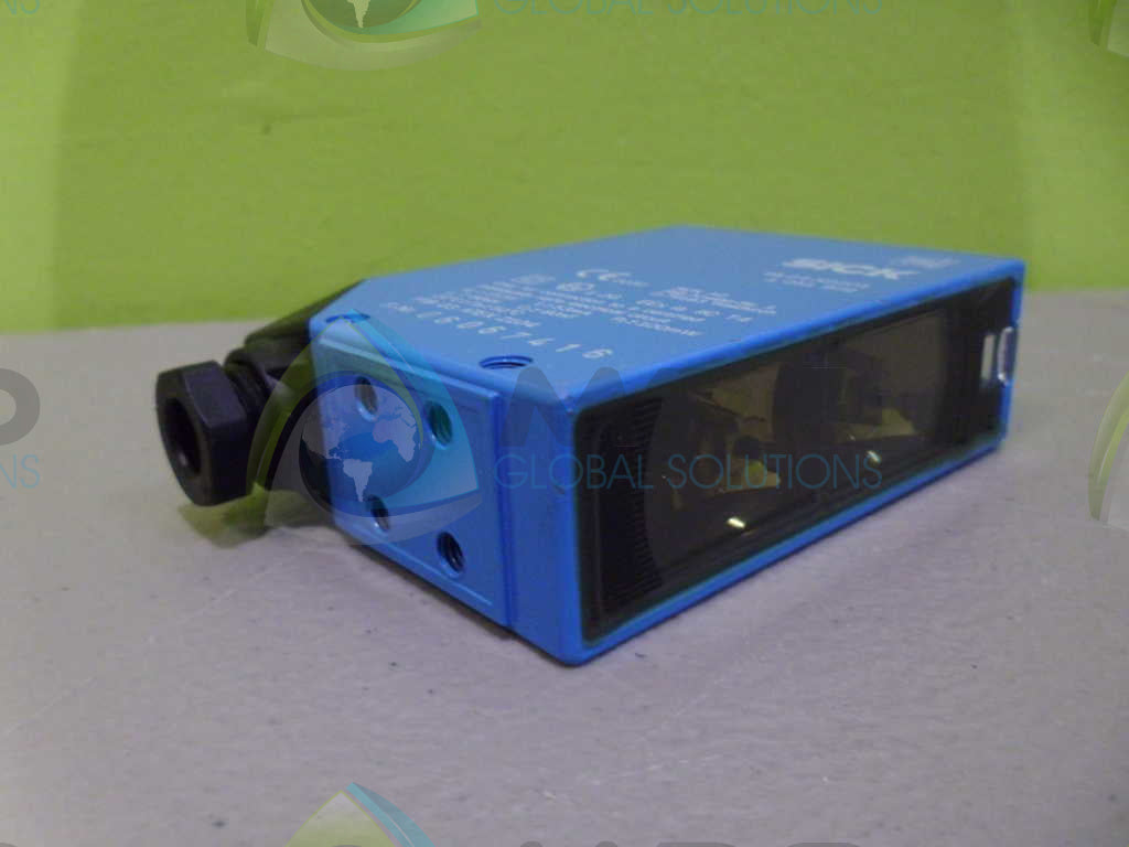 SICK WL24-X2301 SENSOR *NEW NO BOX*
