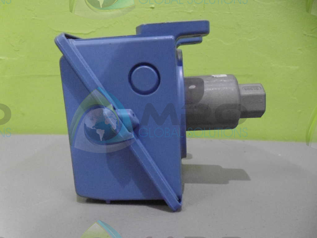 UNITED ELECTRIC J402-S126B PRESSURE CONTROL SWITCH *NEW NO BOX*