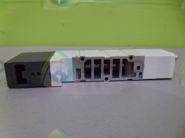 SMC VQ440-5W VALVE *NEW NO BOX*