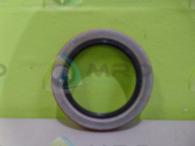 FEDERAL MOGUL 413246N SEAL *NEW IN BOX*
