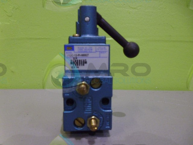 MAC 712C-12-PI-M0027 VALVE *NEW NO BOX*