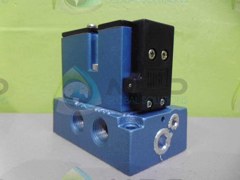 MAC 82A-AB-CAA-RA SOLENOID VALVE *NEW IN BOX*