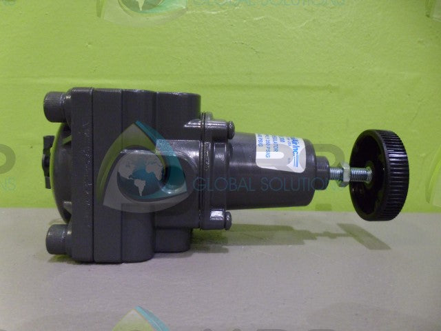 CONTROL AIR 300-BBK 1/4" REGULATOR *NEW IN BOX*