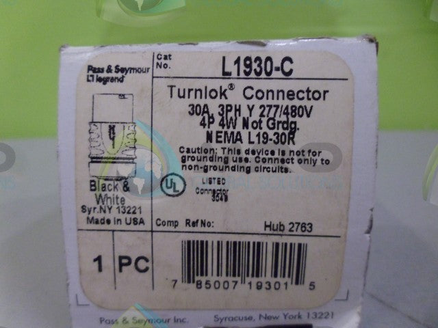 PASS & SEYMOUR TURNLOK L1930-C CONNECTOR *NEW IN BOX*