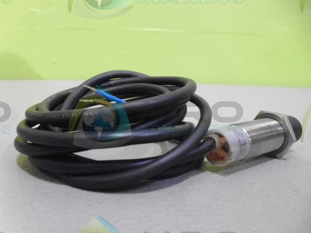 CUTLER HAMMER E59-F18C118C02-A1 INDUCTIVE SENSOR *NEW NO BOX*