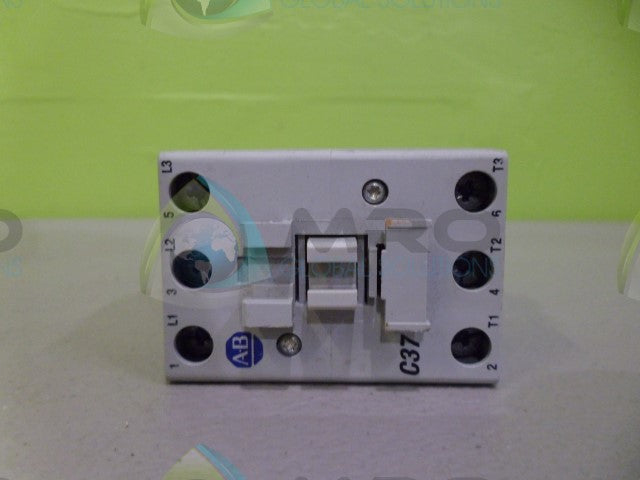 ALLEN BRADLEY 100-C37Z*00 SER. C CONTACTOR *USED*