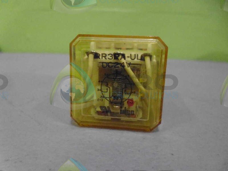 IDEC RR3PAUL RELAY 24VDC *USED*